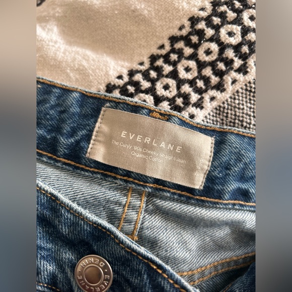 Everlane Curvy 90s Cheeky Straight Jean size 26 Regular Medium Wash - Picture 4 of 4